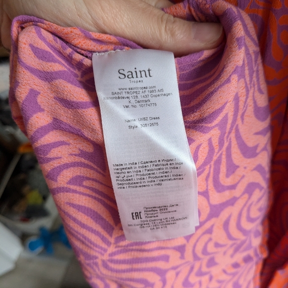 Fun and bright dress - Picture 5 of 6